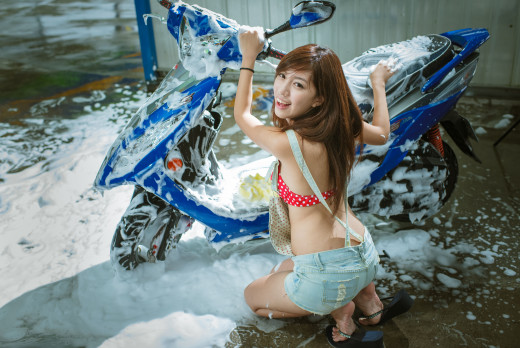658845 (a): :7360x4912